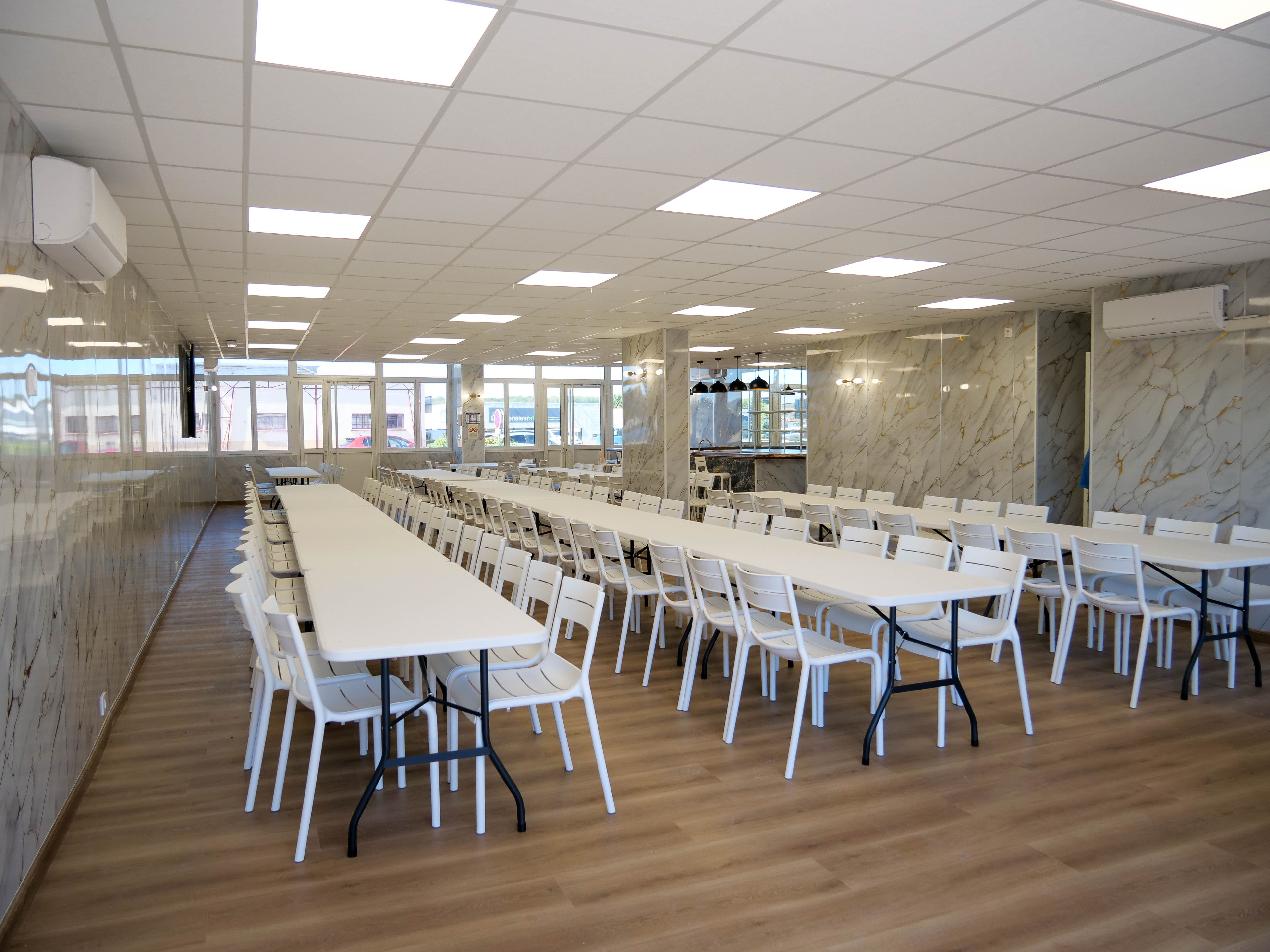 La Salle RN6 à Appoigny près d’Auxerre — vue de la salle, photo 3